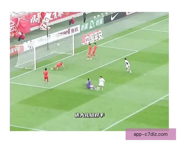 U23国足半场0-2泰国 主力缺席难以避免 U23国足半场0-2泰国 主力缺席难以避免